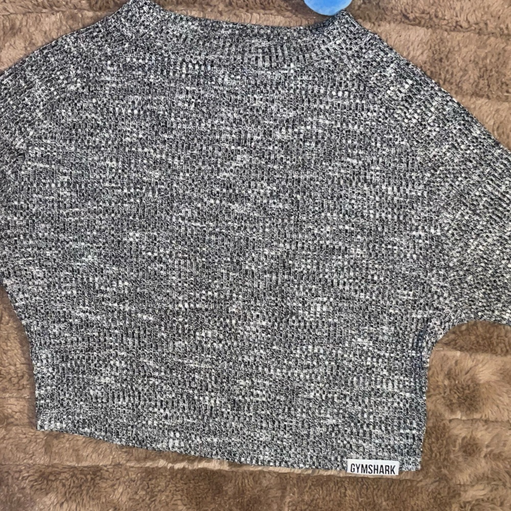 Gymshark Gray Marled Cropped Knit Top